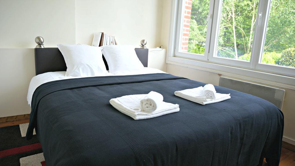 Little Suite - Colas Lille Luaran gambar