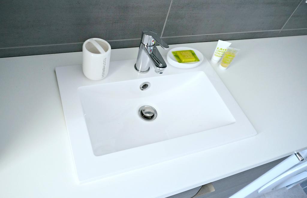 Little Suite - Colas Lille Luaran gambar